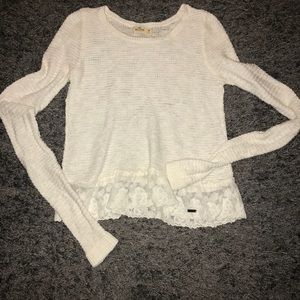 White Hollister sweater